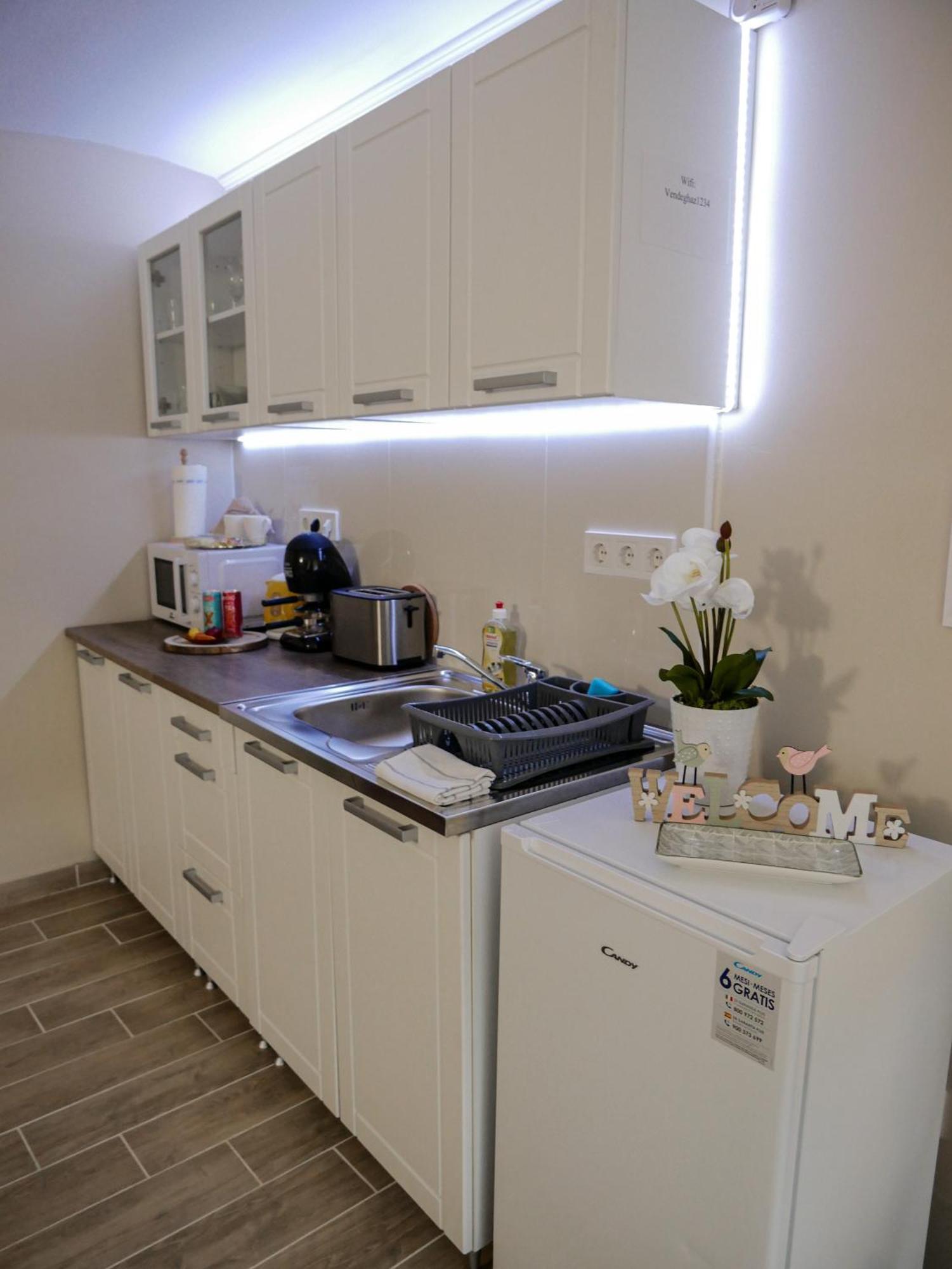 Varfal Apartman Eger Ruang foto