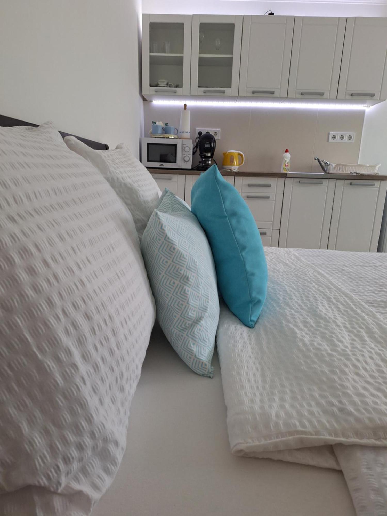 Varfal Apartman Eger Bagian luar foto