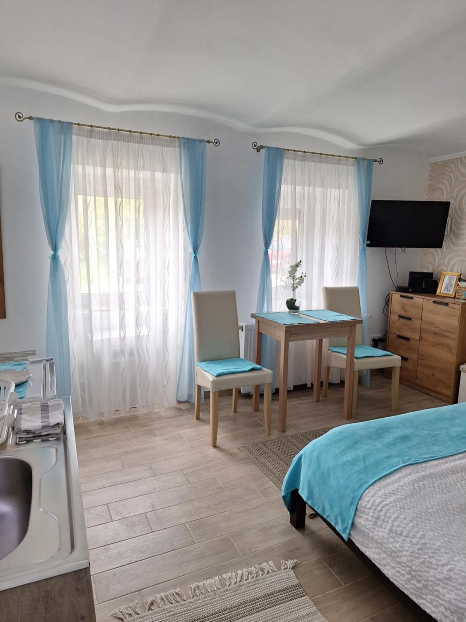 Varfal Apartman Eger Bagian luar foto