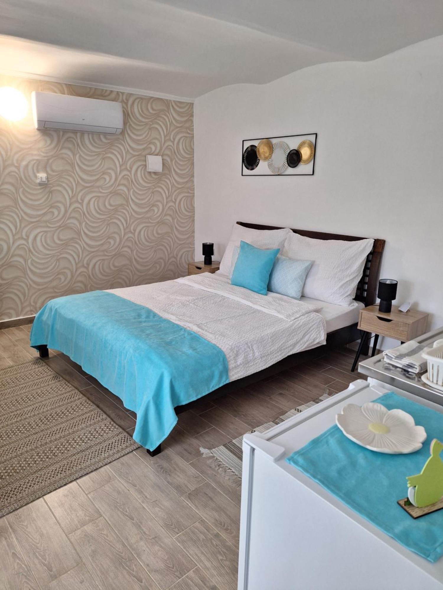 Varfal Apartman Eger Bagian luar foto